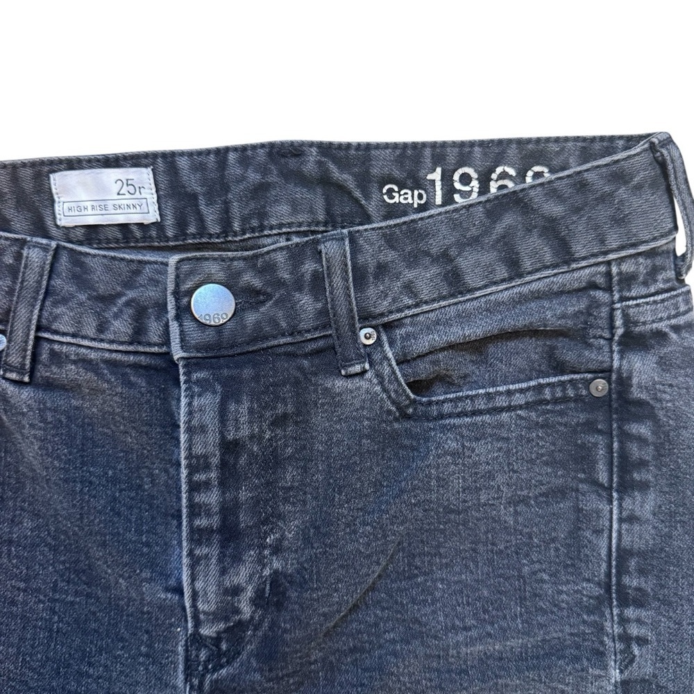GAP Woman’s High Rise Black Distressed Skinny Straight Leg Jeans 25r - Picture 4 of 14